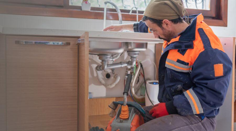 Professional expert plumbing services in Farmersburg, IA